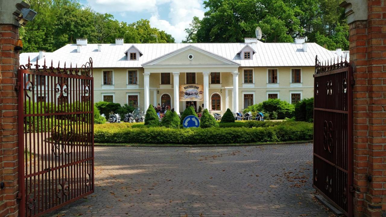 Hotel Rytwiany Palac ภายนอก รูปภาพ