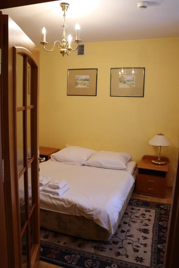 Hotel Rytwiany Palac ภายนอก รูปภาพ